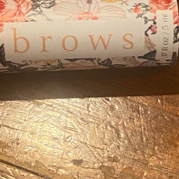 Eyebrow growth essential oil & argan roll on. 5 ml - Picture 12 of 13